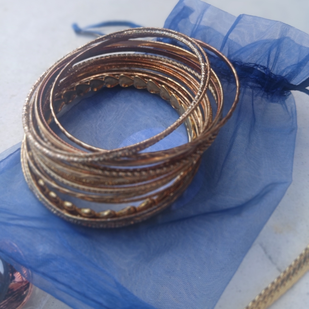 Bangles bracelets